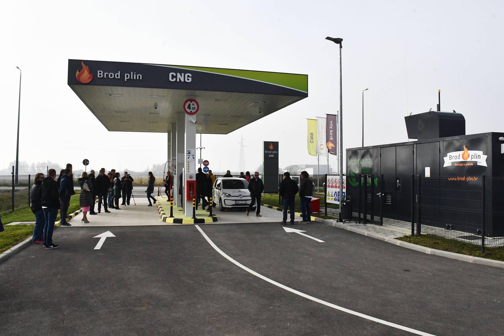 Slavonski Brod: Otvorena CNG punionica stlačenog prirodnog plina