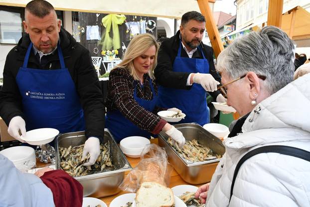 Požega: Udruženje obrtnika i Turistička zajednica na Veliki petak organizirali podjelu posnih obroka građanima