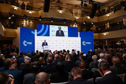 Svjetski &ccaron;elnici stigli u M&uuml;nchen. Merz: 'Vi&scaron;e nema suzdr&zcaron;avanja'