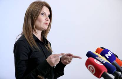 Glasovac o kamenolomu u PP Velebit: 'Nije li dosta što devastirate sve državne tvrtke?'