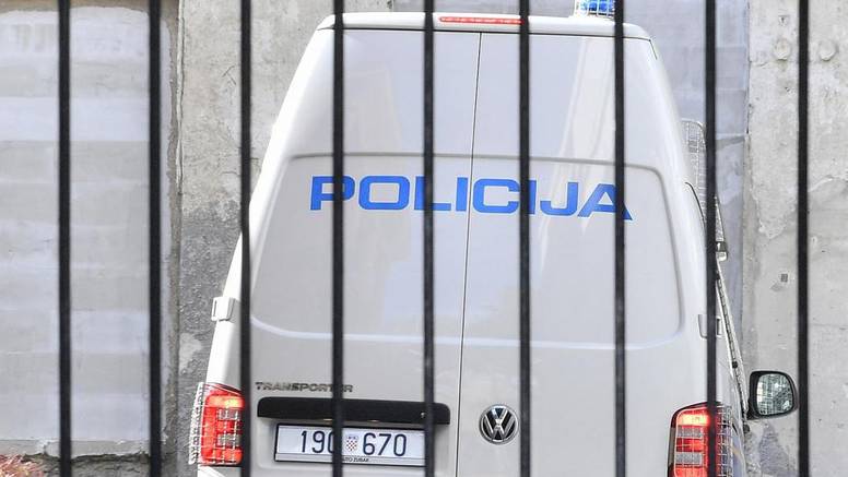 Splitska policija privela 42 ljudi nakon utakmice Hajduk-Osijek