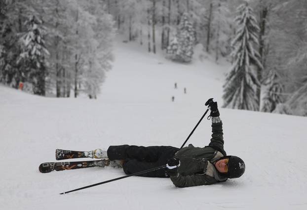 Zagreb: Započela skijaška sezona na Sljemenu 