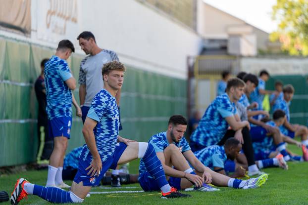 Senj: NK Nehaj proslavio 105. rođendan prijateljskom utakmicom protiv Dinama