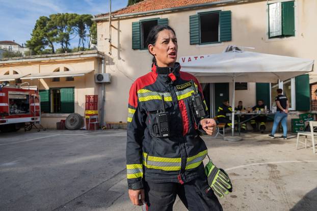 24sata Milna: Reportaža s opožarenog područja otoka Brača