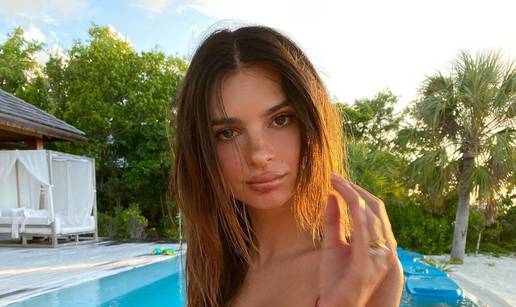 Emily Ratajkowski razljutila je fanove zbog širokih traperica: 'Koja je svrha? Ma sram te bilo'