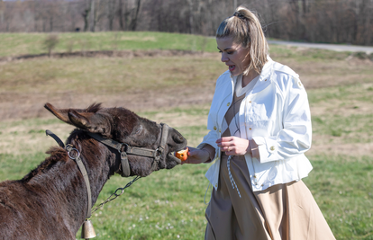 Farmeri iz 'Ljubav je na selu'  Anitu su vozili na traktoru, a kod nekih je i zasukala rukave