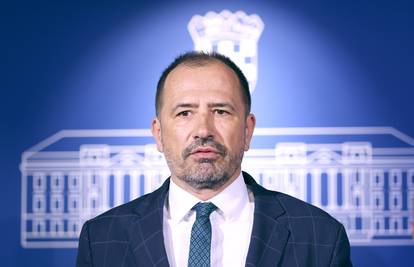 Klub DOMiNO-a i Suverenista: Javnost ima pravo znati o deportiranim migrantima