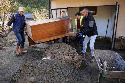 FOTO Tuga i očaj u Fojnici nakon poplava koje su pogodile BiH