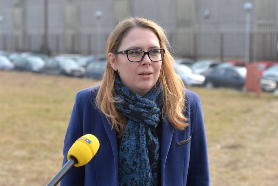 'Tomislav je dobro,  nadamo se da će ga uskoro pustiti van...'