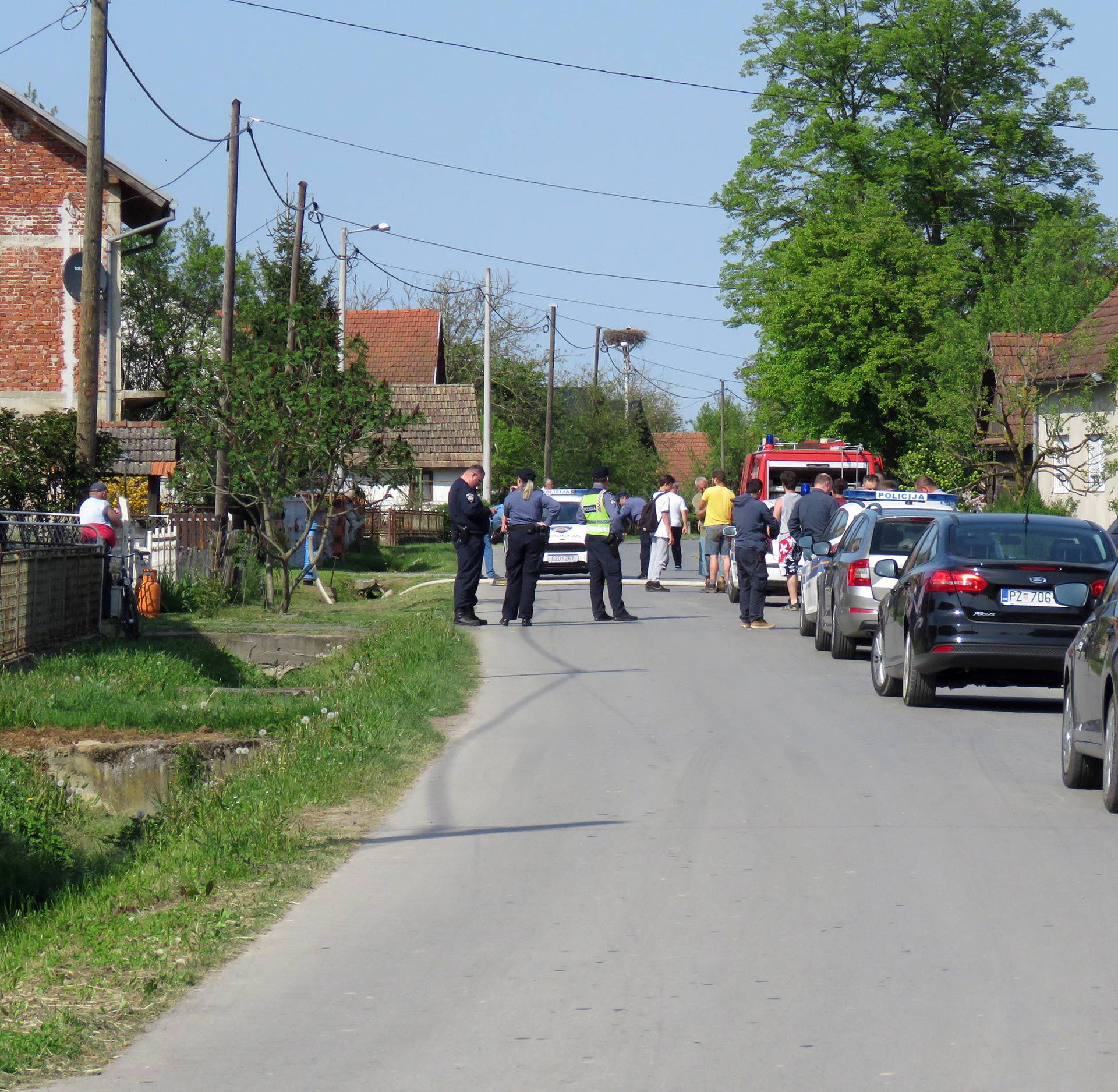 Uhitili muškarca (54): Ubio je ženu, zapalio kuću i pobjegao?