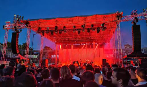 VIDEO Queens of the Stone Age na zagrebačkom su koncertu odali počast Ozzyju Osbourneu