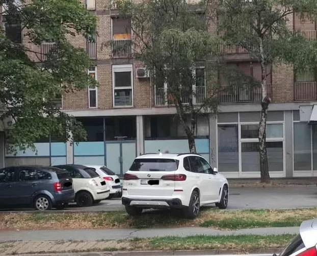 FOTO Ako trebate savjet kako (ne) parkirati, pogledajte ove bisere! Od ovoga boli glava