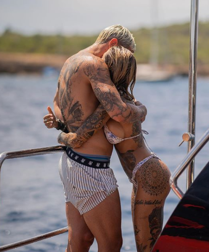 Theo Hernandez i Zoe Cristofoli: Jahta, ljubav, ljeto i - tetovaže