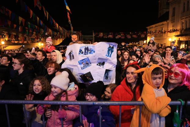 Miach i Grše održali koncert u sklopu 200. Samoborskog fašnika