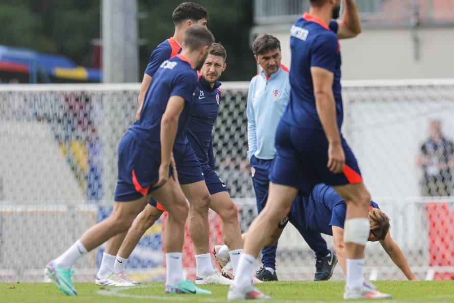 Neuruppin: Trening hrvatske nogometne reprezentacije uoči utakmice s Italijom 