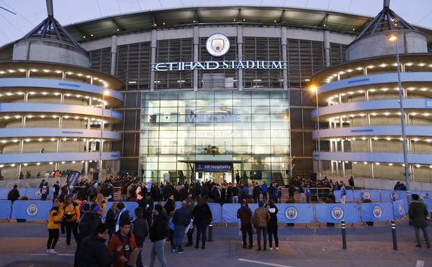 Manchester City v FC Barcelona - UEFA Champions League Group Stage - Group C