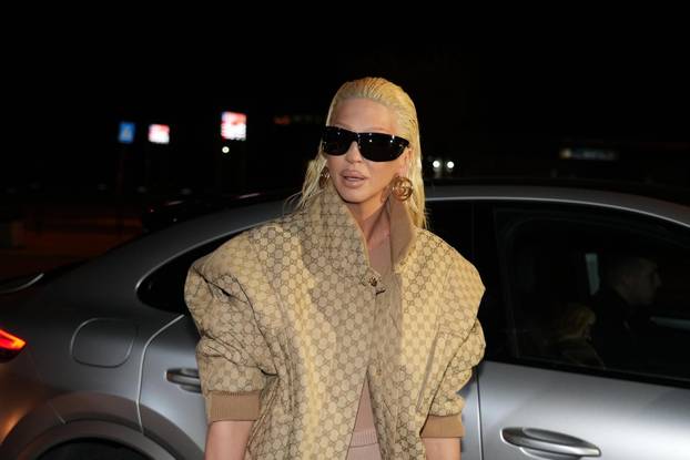 Beograd: Jelena Kareluša stigla je na promociju albuma  Seke Aleksić 