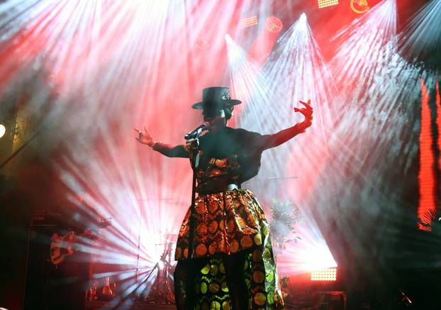 Šibenik:  Britanski trip-hop bend Morcheeba uveo je šibencane i njihove goste u novu 2026.godinu