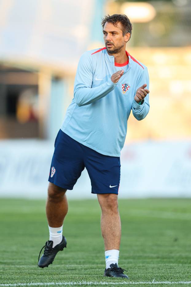 Karlovac: Znatno mršaviji Niko Kranjčar na utakmici U-21 reprezentacije 