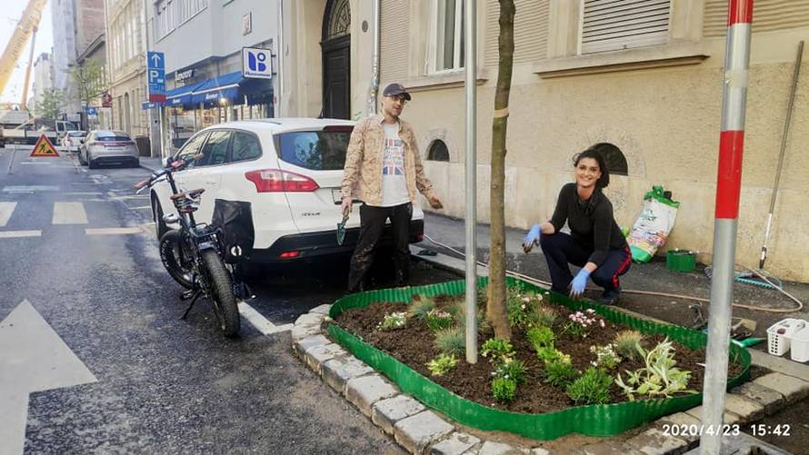 Posadili mini vrt u Zagrebu, pa im stigla novčana kazna: 'Ovo je sramota, nećemo to platiti'
