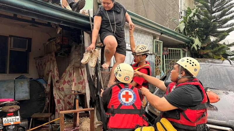 Supertajfun poharao Filipine: Dvije osobe poginule, milijun ljudi evakuirano na sigurno