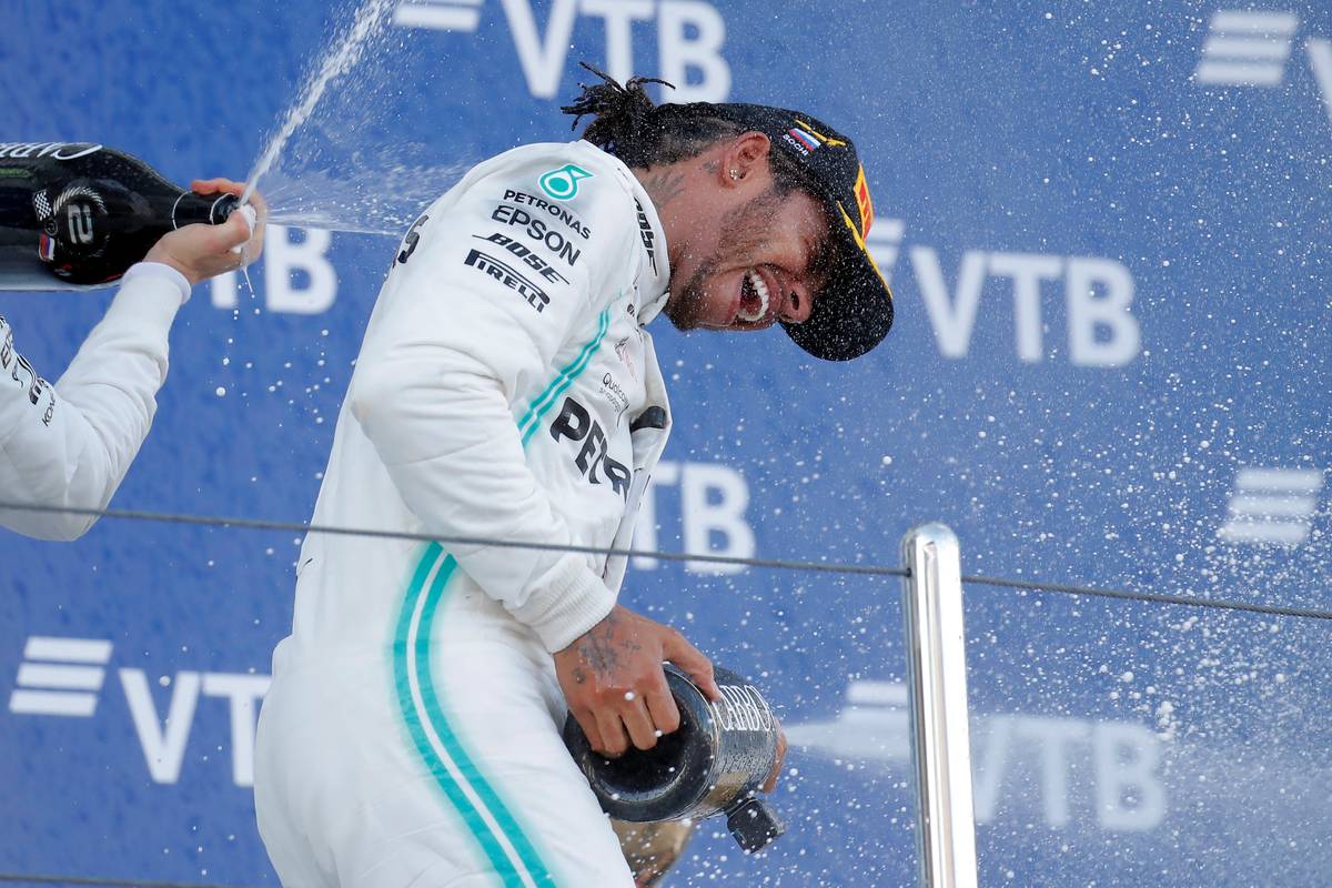 Lewis Hamilton slavio u Rusiji, a Ferrari je doživio pravi potop