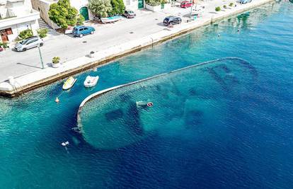 To je brački Titanic: Trune na kolektoru, prijeti ekokatastrofa