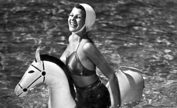 FOTO Ove su ljepotice obilježile desetljeća! Muškarci su uzdisali za njihovim bujnim oblinama...