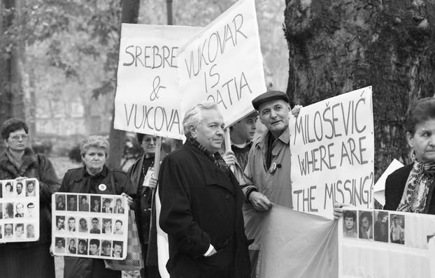 Prosvjed u Zagrebu za sve nastale u Vukovaru, 13.11.1995.