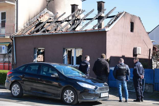 Donji Miholjac: Požar u obiteljskoj kući proširio se i na susjednu zgradu