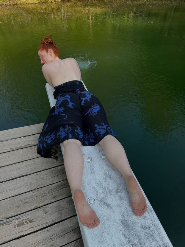 FOTO Nije se brijala 10 godina: 'Muškarci me takvu više vole'