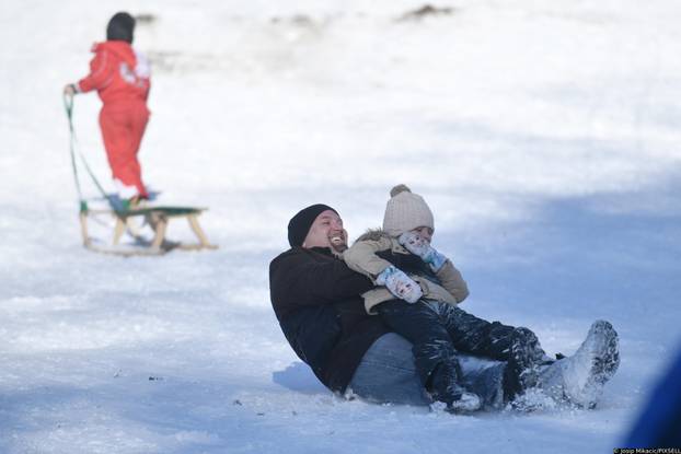 Zagreb: Zimske radosti na Sljemenu
