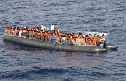 Malta: Mornarica spasila deset trudnica s broda