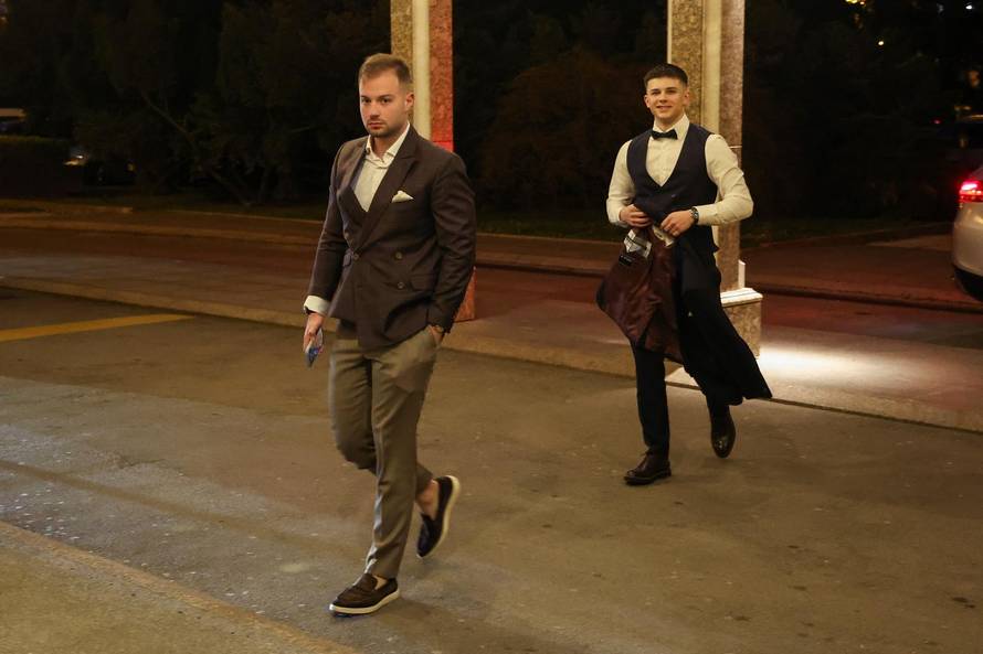 Zagreb: Dolazak uzvanika na svadbu Marijana Kustića i Nike Perenčević