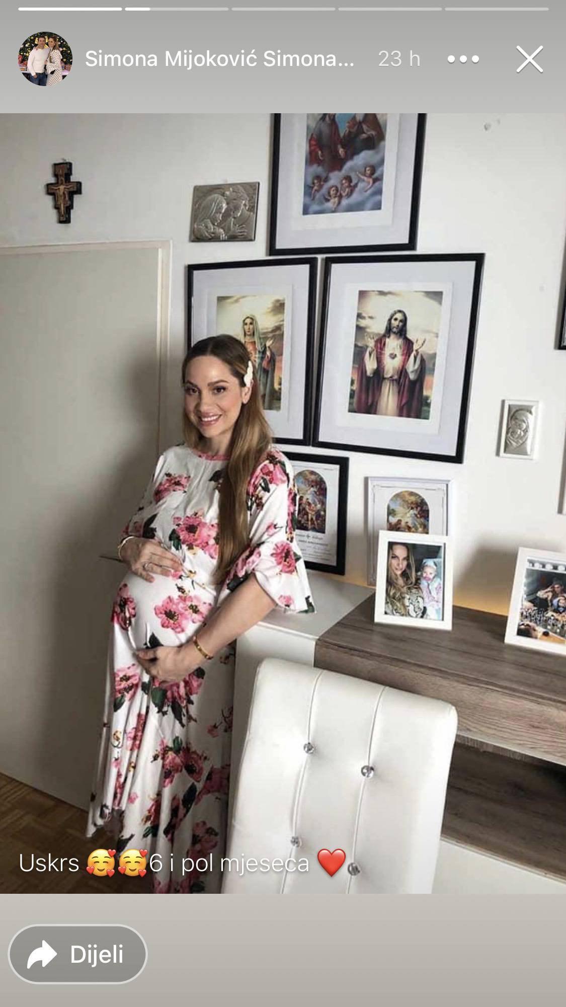 Simona objavila fotke trudnoće koje je skrivala: 'Koliko plodova niče, a koliko će tek toga doći...'