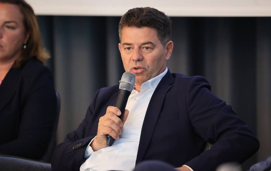 Zagreb: Konferencija "TEN-T mreža: Prometna povezanost za konkurentnije gospodarstvo"