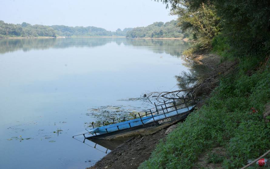 Slavonski Å amac: Potraga za nestalim u Savi