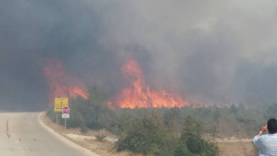 'Obranili smo kuće. Situacija je puno bolja, vjetar je oslabio...'