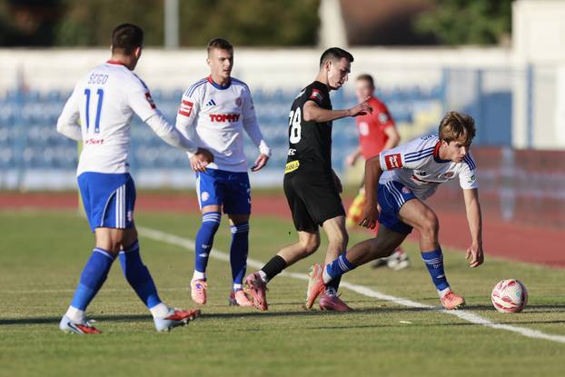 Vinkovci: NK Vukovar i HNK Hajduk sastali se u 9 kolu Prve HNL