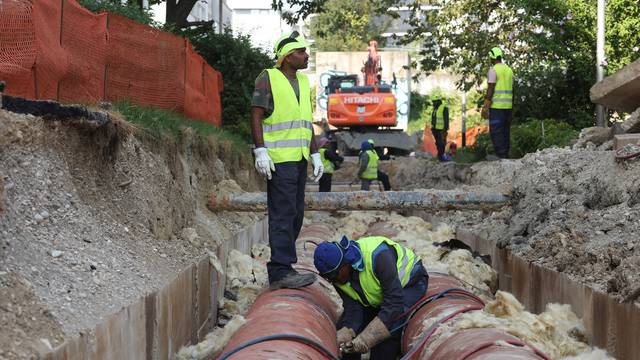 Zagreb: Radovi na revitalizaciji magistralnog vrelovoda u Hanamanovoj ulici