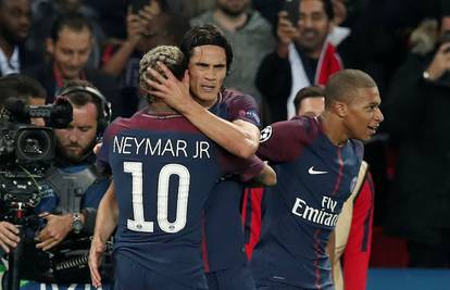 PSG-u prijeti raskol: Neymar i Mbappé okrenuli leđa Cavaniju!