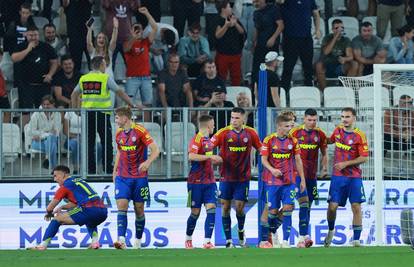 VIDEO Osijek - Hajduk 0-2: 'Bili' se priključili Dinamu na vrhu tablice. Livaja zabio i asistirao!