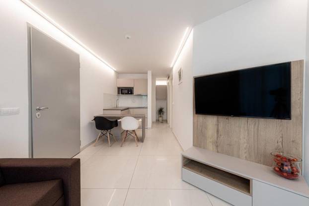 FOTO Samo luksuz! Evo u što ulažu naši nogometaši. Uvijek se traži koji kvadrat viška...