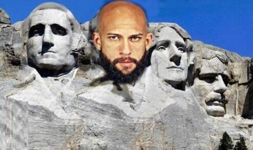 Tim Howard: Američki ministar obrane, hobotnica i Superman!