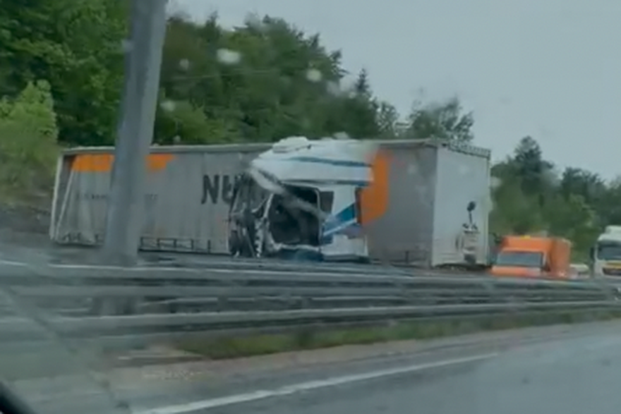 prometna nesreća, kamion