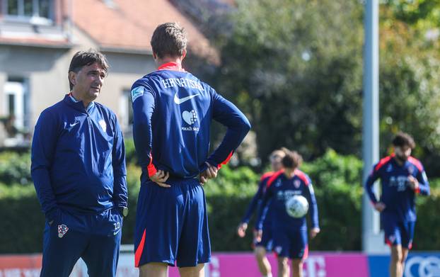 Zagreb: Hrvatska nogometna reprezentacija na treningu u Maksimiru