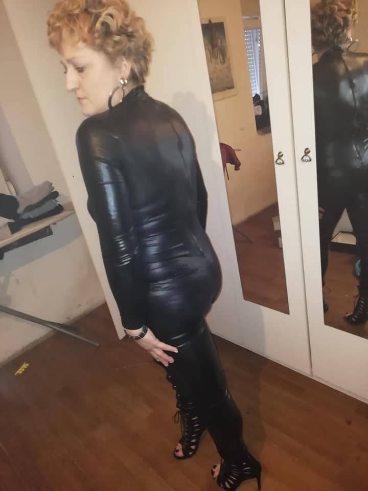 Ribica iz Big Brothera postala 'Catwoman', pozirala u lateksu