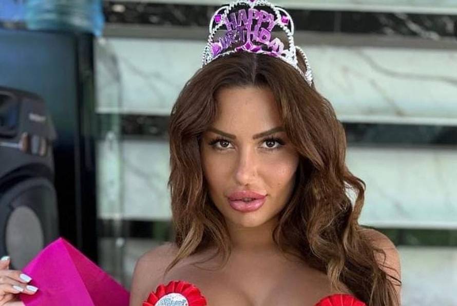 Kao od majke rođena: Kristina Mandarina proslavila rođendan