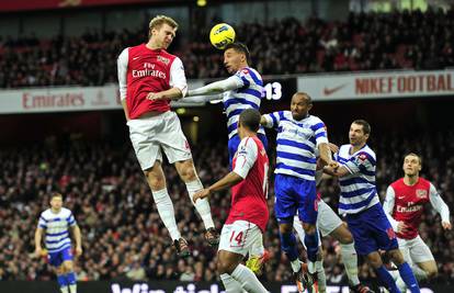 Problemi za Arsenal: Thomas Vermaelen ozlijedio mišić lista