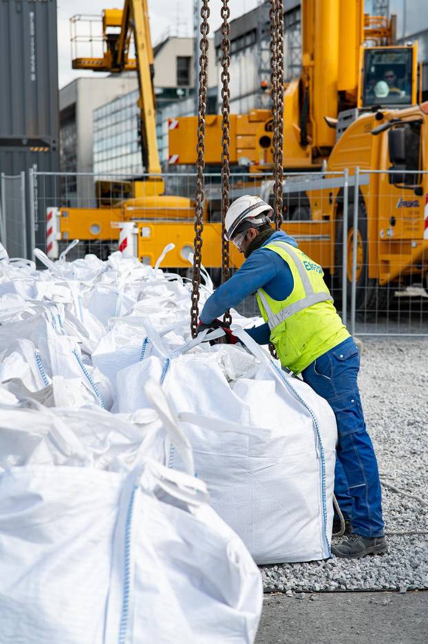 Uklanjanje azbesta s nebodera Vjesnik